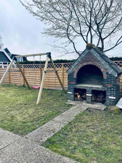 Leuke Bungalow In Noord-Holland Opmeer 외부 사진