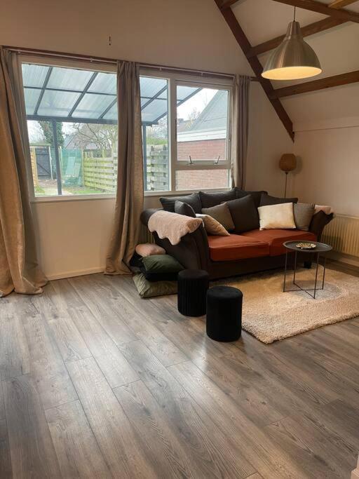 Leuke Bungalow In Noord-Holland Opmeer 외부 사진