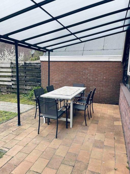 Leuke Bungalow In Noord-Holland Opmeer 외부 사진